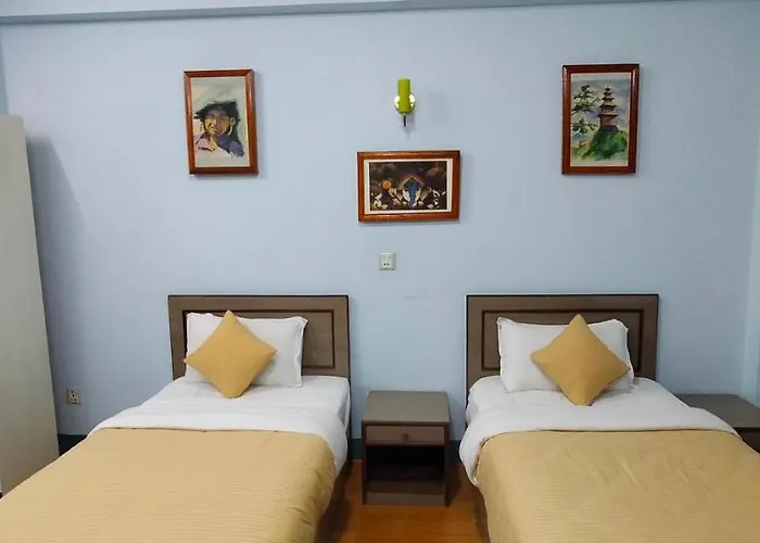 Hotel Pristine *