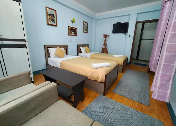 Hotel Pristine *
