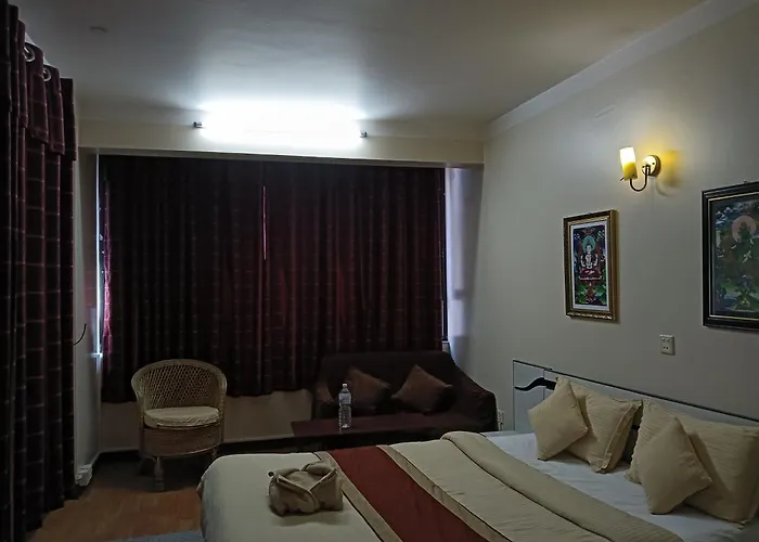 Pristine Hotel