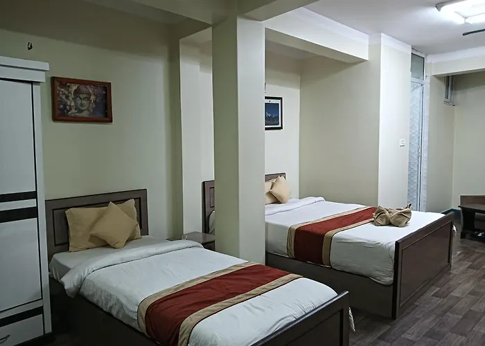 Hotel Pristine *